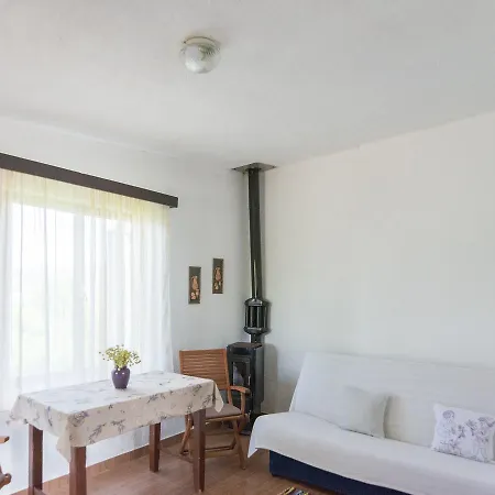 Traditional In Zizanj With Private Garden * Otok Zizanj