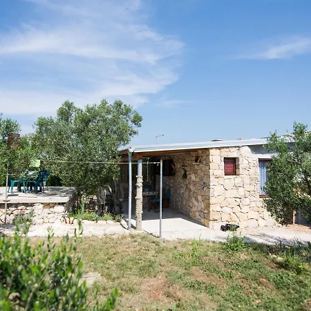 Traditional In Zizanj With Private Garden 펜션 Otok Zizanj
